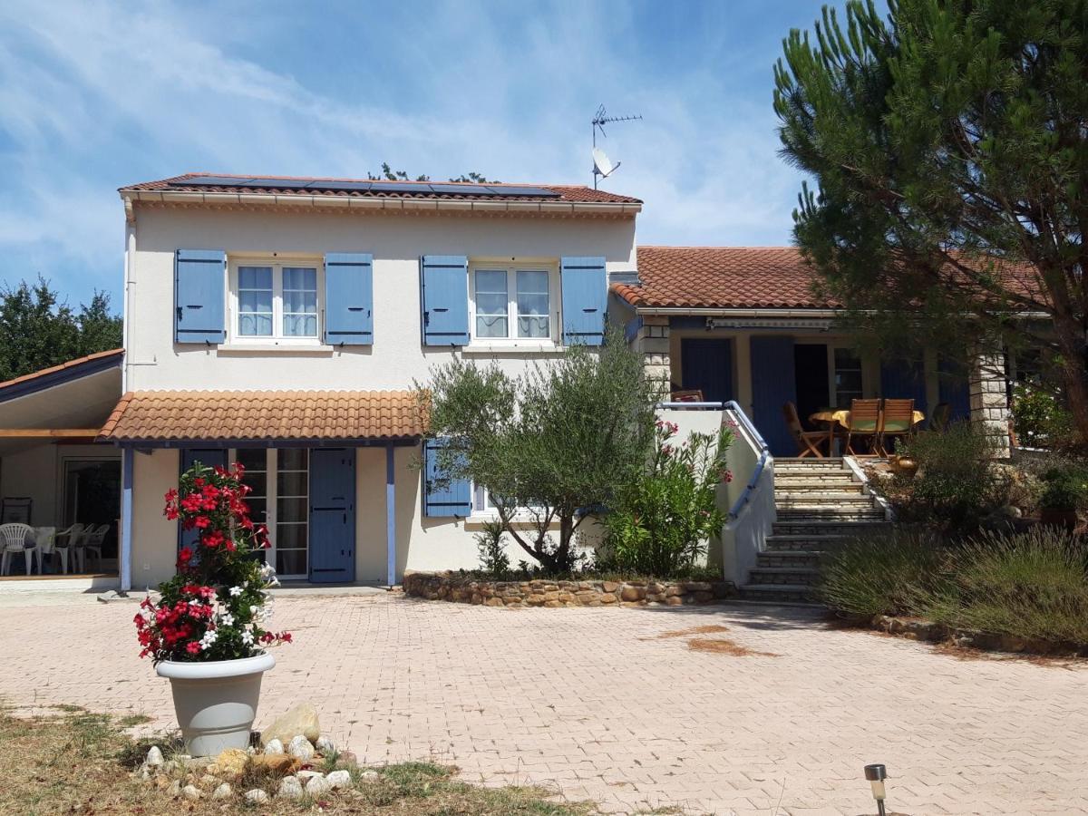 Gite Ma Vie La 3 Etoiles, Jacuzzi, Animaux Acceptes Saint-Julien-de-Cassagnas Exterior photo